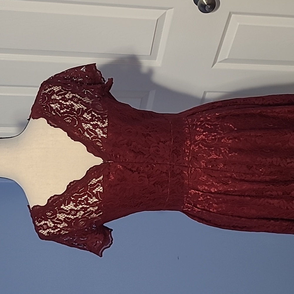 Burgundy Red Lace Overlay with Button Accents Midi Kneelength Dress - Picture 4 of 4